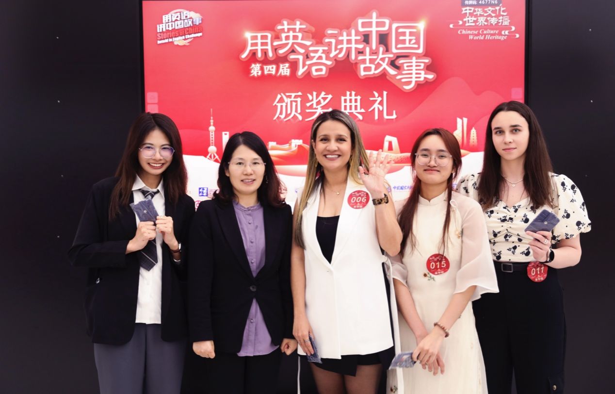 E7FCE2EC483F4A684504D17DAD2_1322439C_1A527