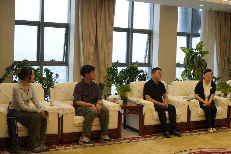 BE5640E03563478E35D1B1A1F0A_639C59D8_F8FF