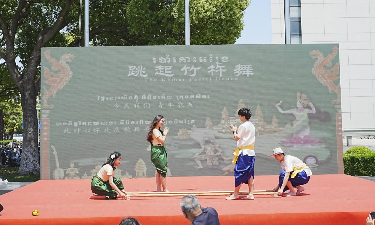 718720B9197B1CD15CC2A3F040F_220913CE_2B8B6