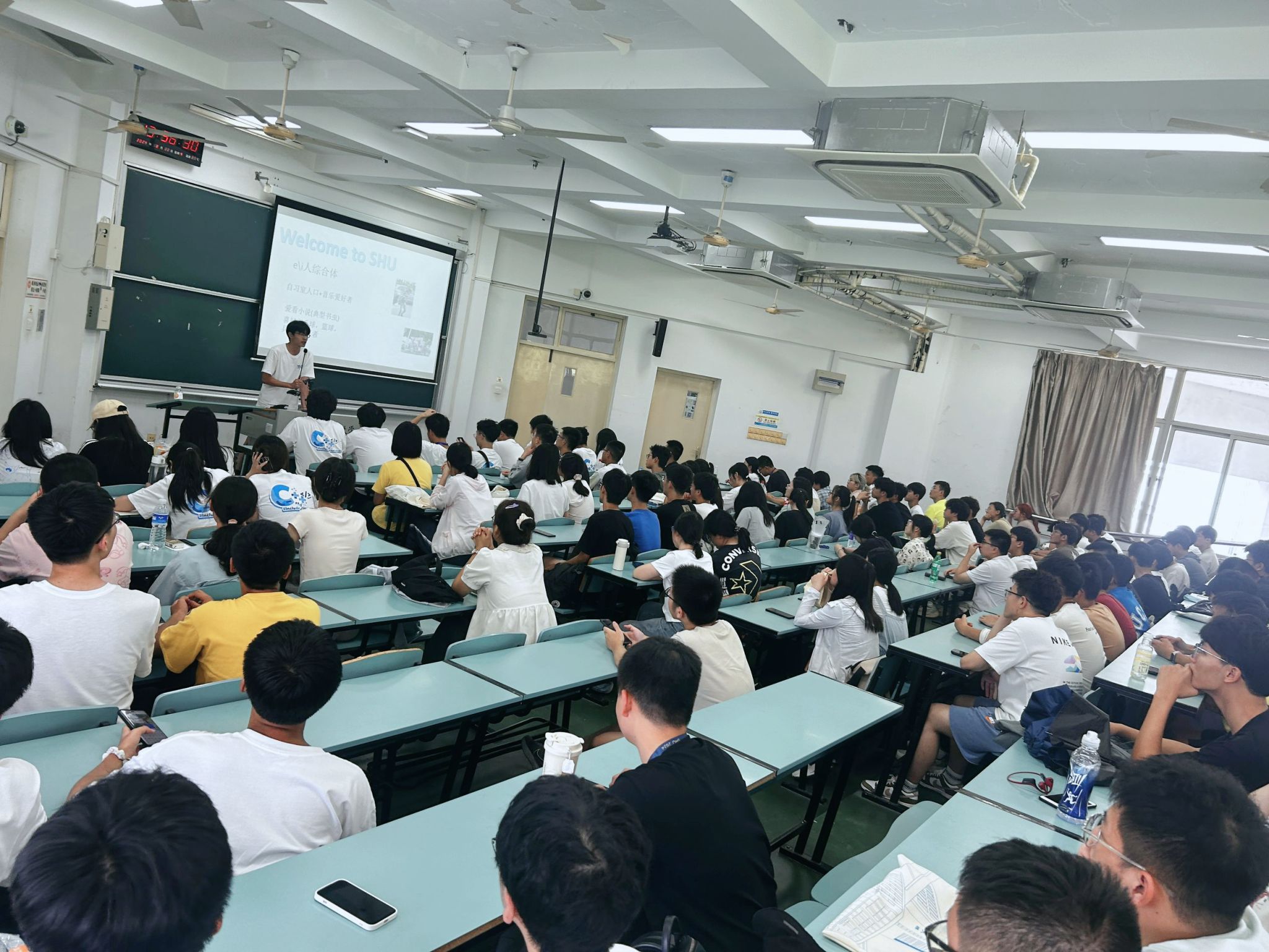 班会活动.jpg 班会活动.jpg