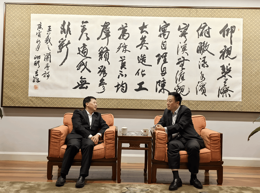 5B0266BD0321B2CA8AA4F36FEB6_EE20EF82_42836