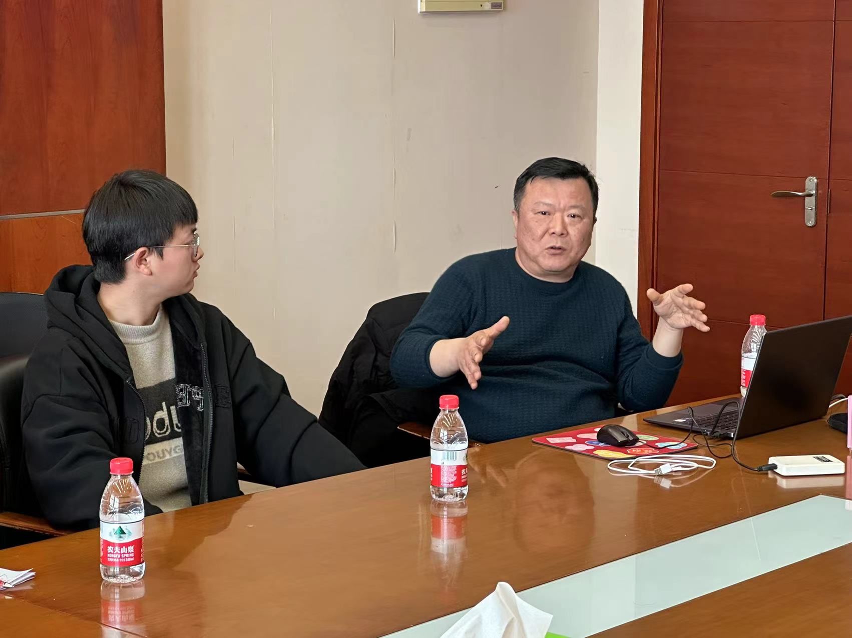 B808285E7D1F0C1D394427FCADE_367570EE_2BB9E