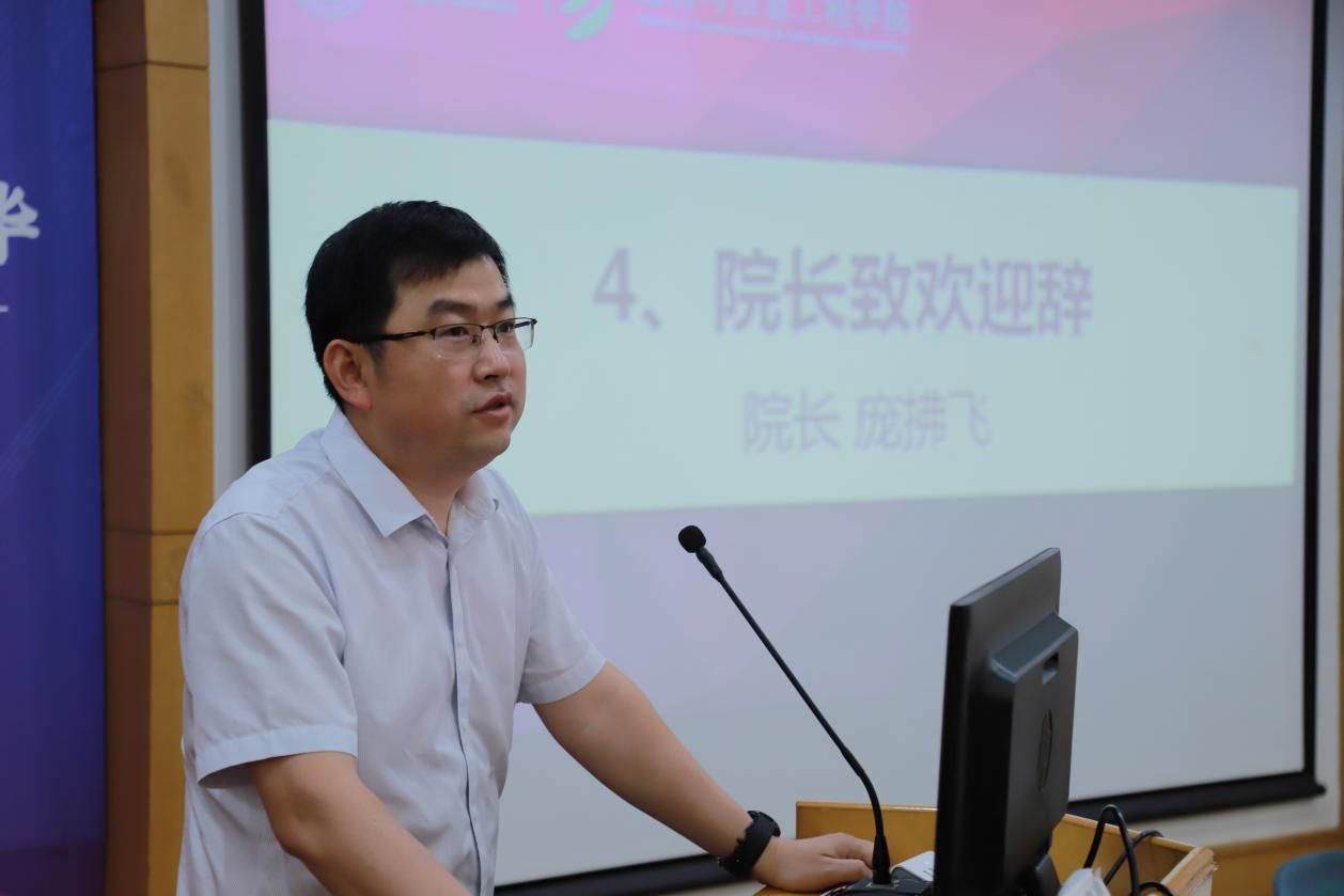 DDE67077A8DAA3B7B66F95904B5_10B8A5A1_F032