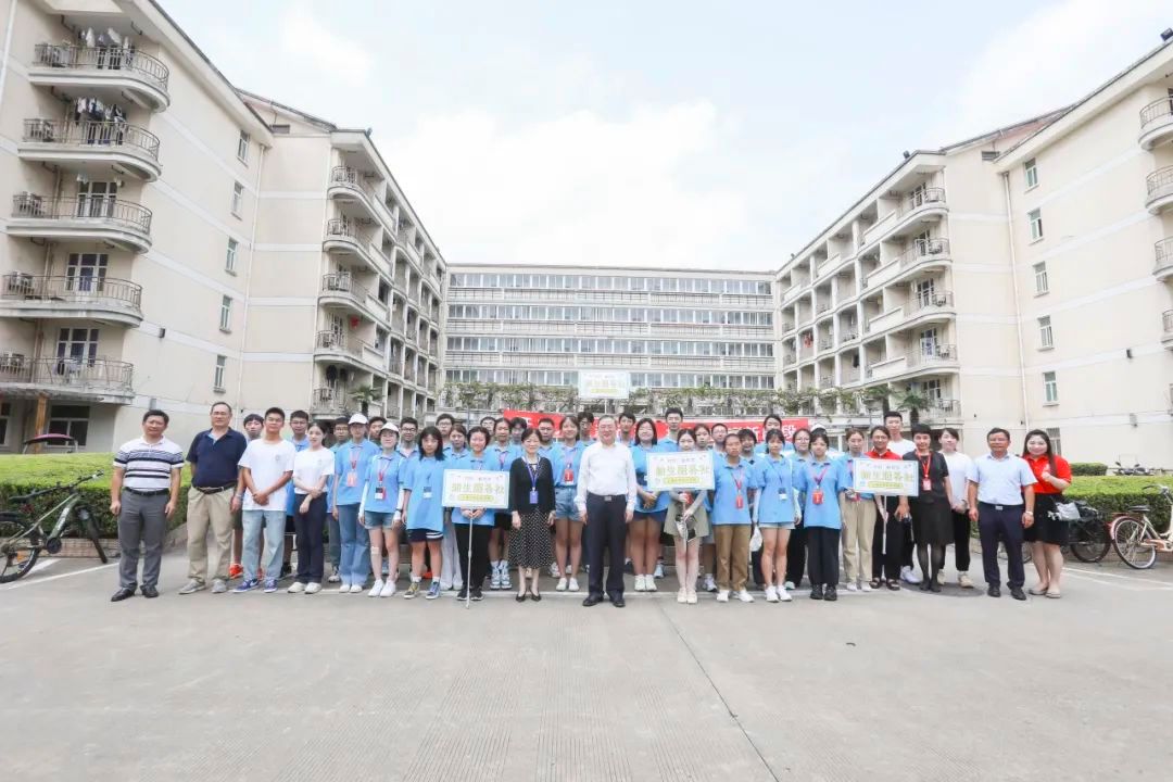 2E1B90EB69F819A76BB4921F9D4_56DCF79F_1D194