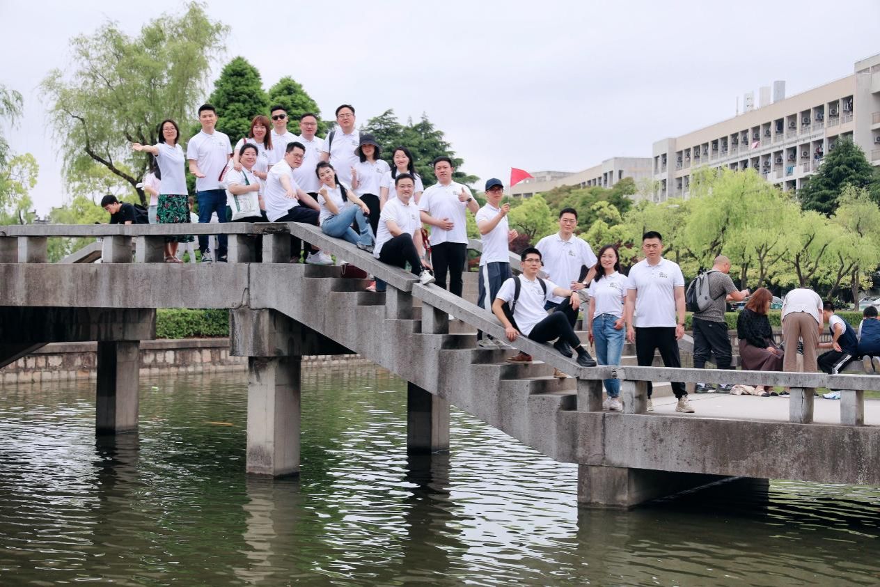 72C8994C14A15B86B0E52E89FAB_FF44CE38_34FB7