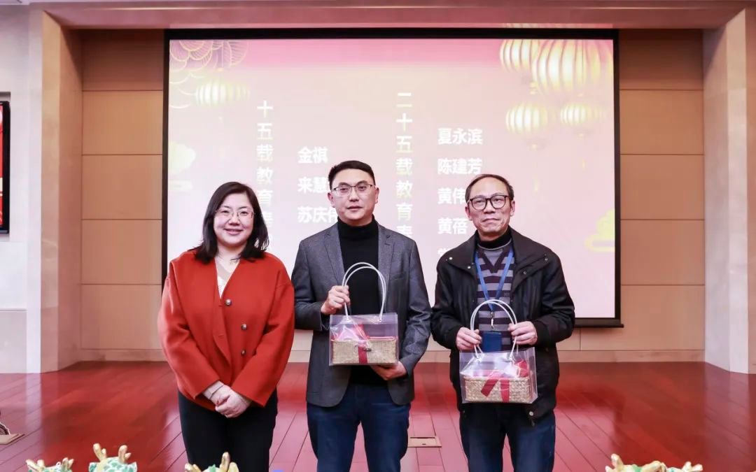 E1230F9075CF8D181F08612081F_531B2BCA_13C5C