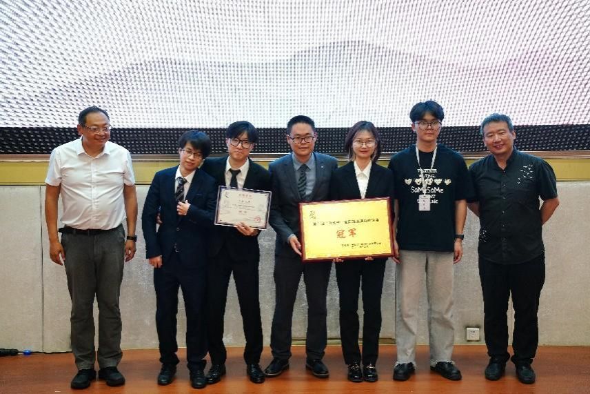 F70610973D90F625469E9100AA4_0110844E_1A82D