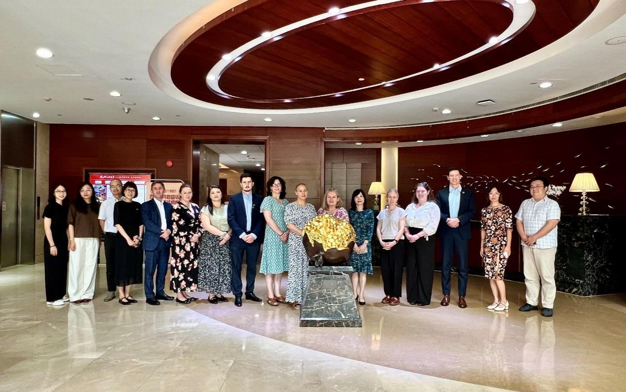 9582B8979707C4D9001F27417CC_6B7104DD_2A51B