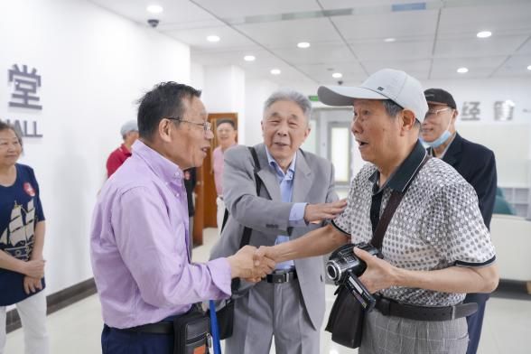 4A0B694DD2687252B5E81A26FB5_B9FD5737_8FA6