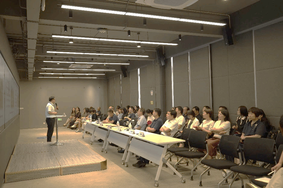 7B60BA4CEA192C56CAFA713A14B_D7AC982D_44ED6